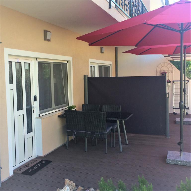 Apartments Marjan Podstrana Exterior foto
